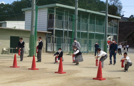 避難防災訓練を行いました！