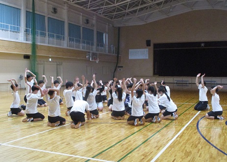 25taiikusaimaeouen (13).JPG