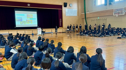中学校「対面式」を行いました（４／８（火））