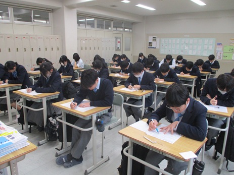 25gakunenmatu (1).JPG