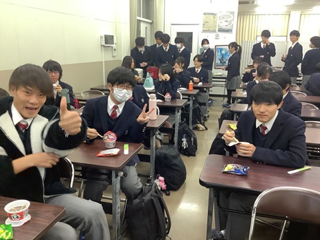 25kyoutesetumei (5).jpg